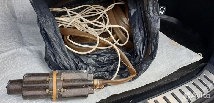 Насос погружной для колодца с шлангом