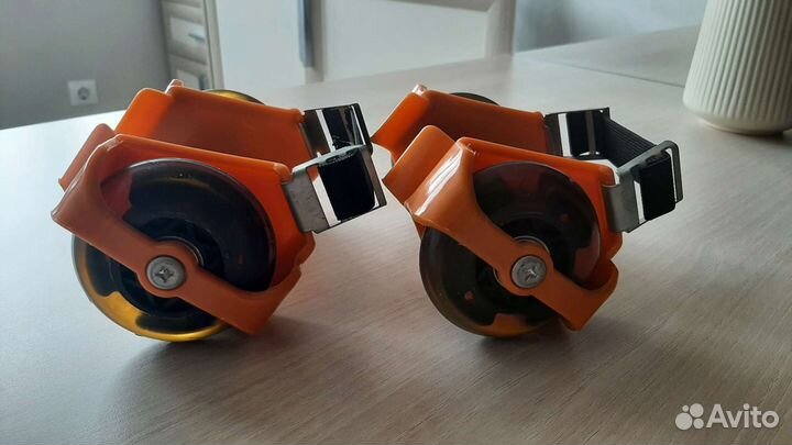 Ролики детские на обувь со светящимися колёсами