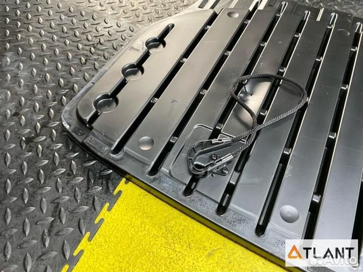 Полка багажника задняя nissan serena