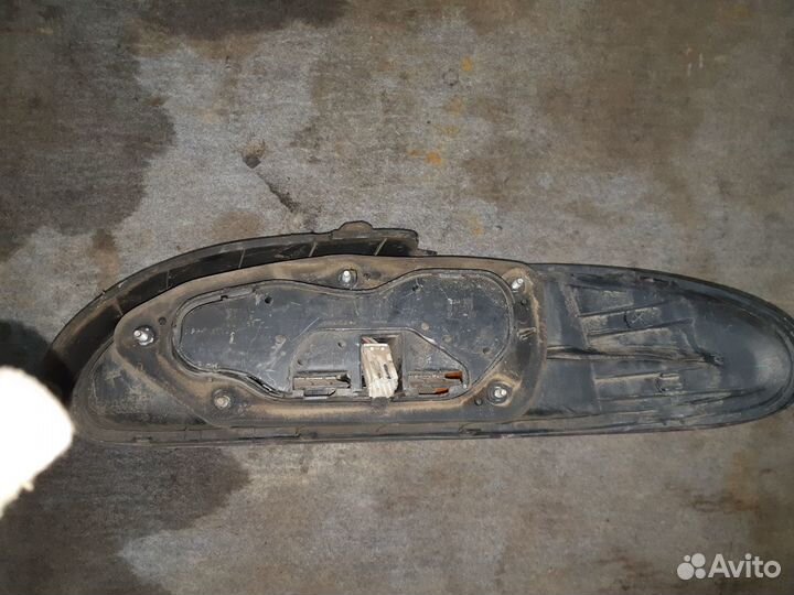 Фонарь задний левый мицубиси мираж 4