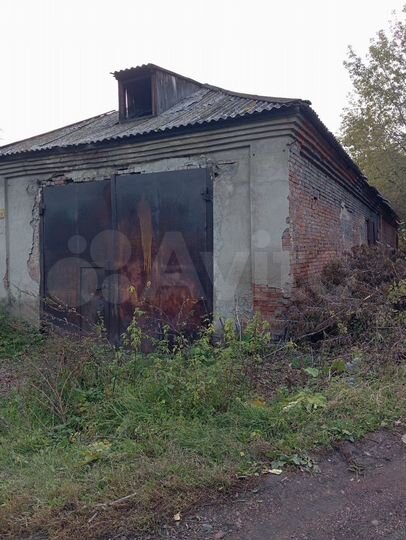 Гараж, > 30 м²