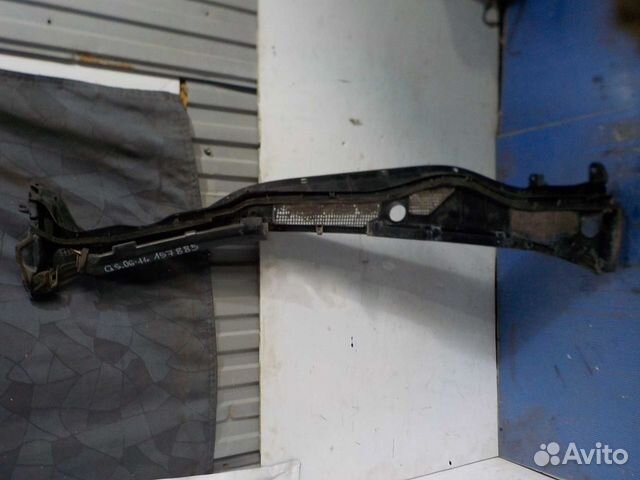 Планка под дворники (жабо) Lexus GS