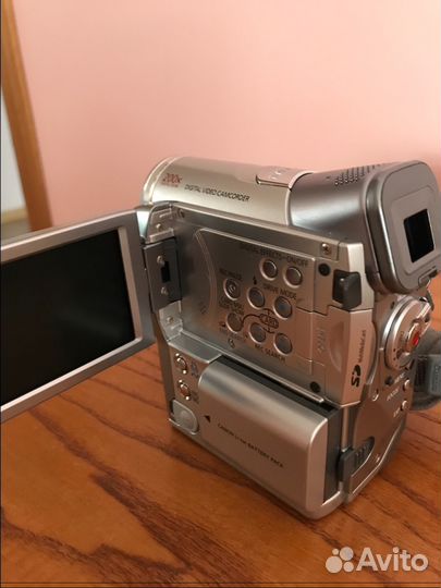 Видеокамера Canon MVX30i