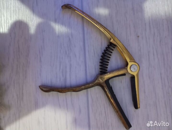 Гитара 6 струнная