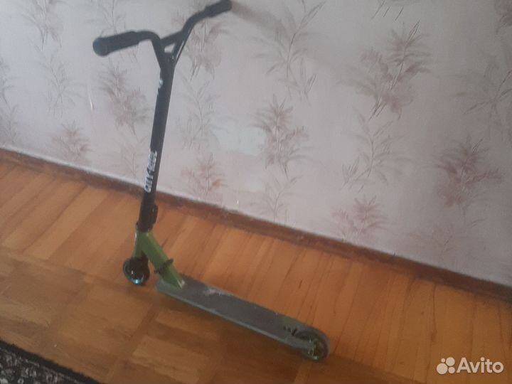 Трюковой самокат