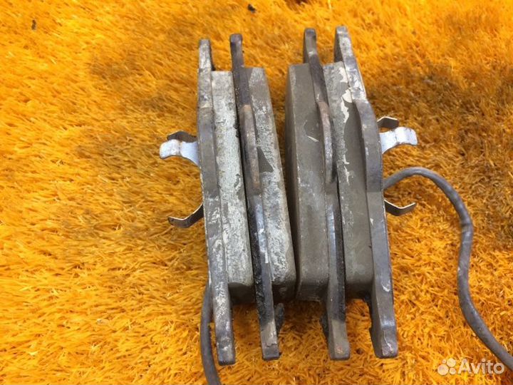 Колодки тормозные передние Audi A4 B7/8E ALT 2007