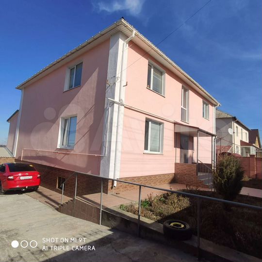 Дом 377 м² на участке 10 сот.