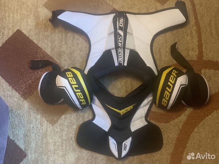 Нагрудник хоккейный jr m