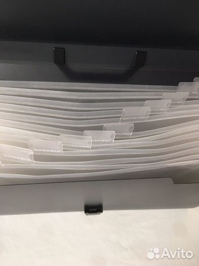 Портфель пластиковый Esselte intens