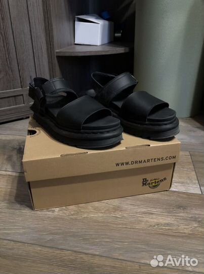 Сандалии Dr.Martens