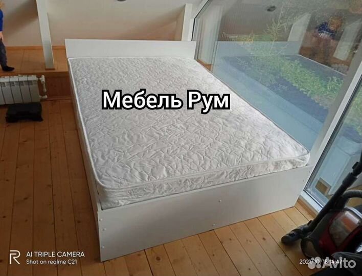 Кровать двухспальная