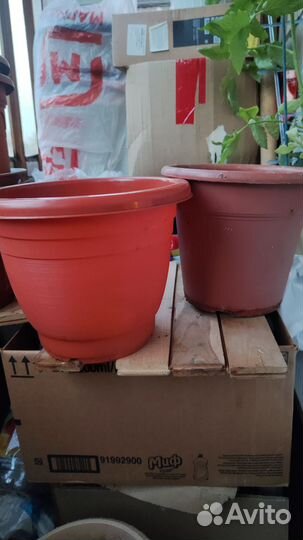 Горшки для цветов пластиковые