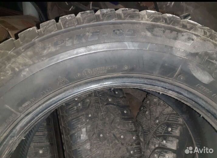 Bridgestone Blizzak Spike-02 SUV 225/60 R17 88C