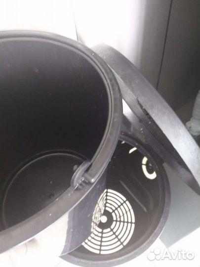 Ведро для мусора кухонное