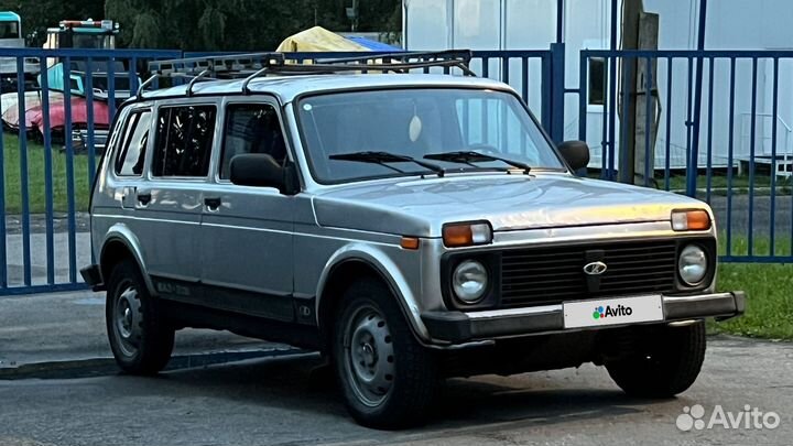 LADA 4x4 (Нива) 1.7 МТ, 2015, 196 000 км