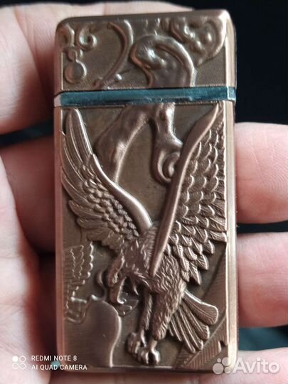 Зажигалка газовая с кремнем и турбо с рисунком