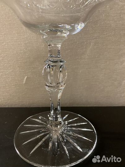 Хрустальная конфетница