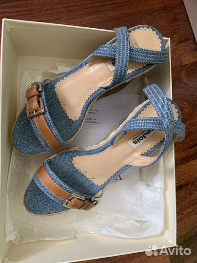 Босоножки 39