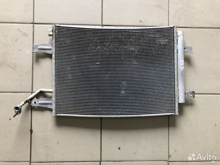 Радиатор кондиционера Mitsubishi Colt Z30
