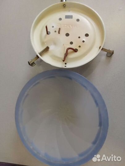 Светильник потолочный