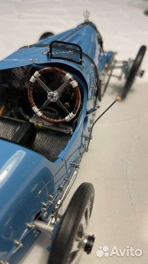 Модель автомобиля Bugatti Typ 35 G P1924 1:18 CMC