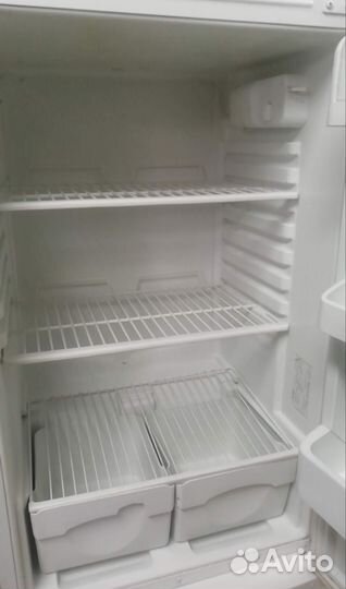 Холодильник Стинол