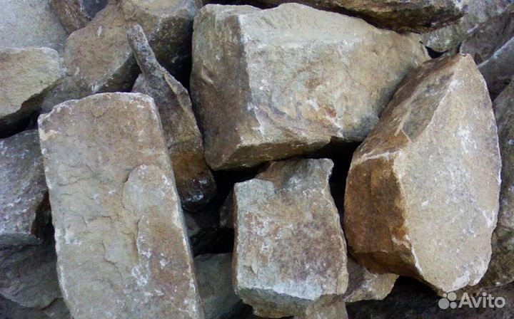 Камень булыжник (горн.масса) купить от 20 m3