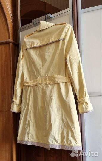 Плащ женский
