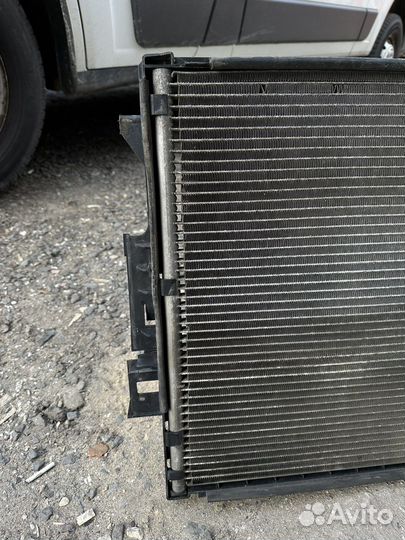 Радиатор кондиционера Mercedes w221 s350
