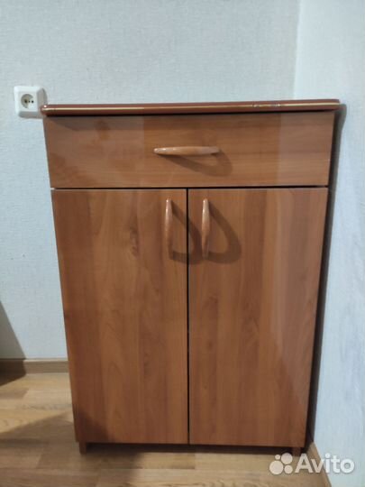 Тумба для прихожей