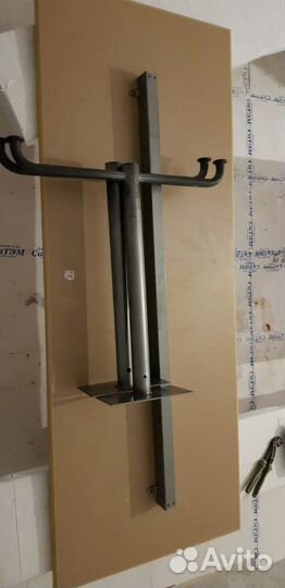 Обеденный стол