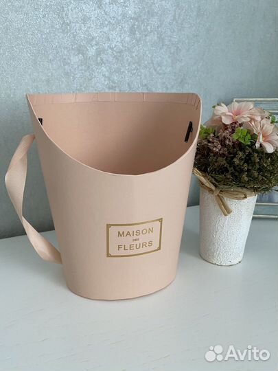 Шляпная коробка