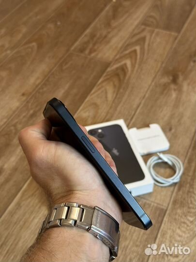 iPhone 13, 256 ГБ