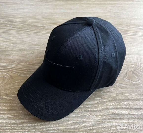 Кепка новая