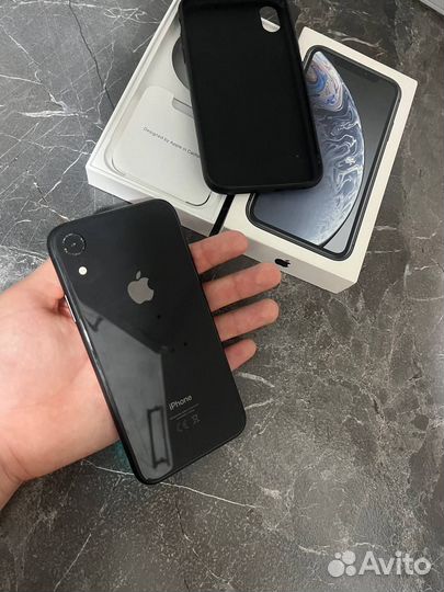 iPhone Xr, 64 ГБ