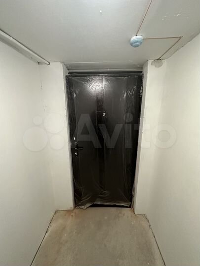 Машиноместо, 10 м²