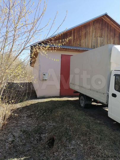Гараж, > 30 м²