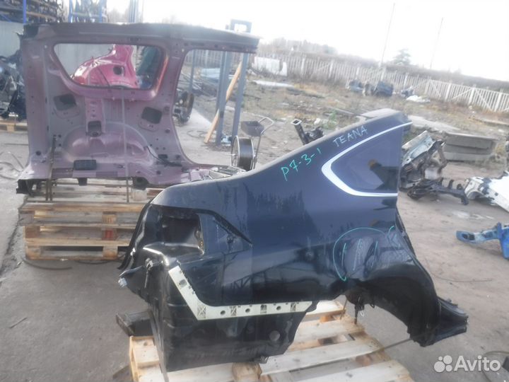 Крыло заднее правое Nissan Teana
