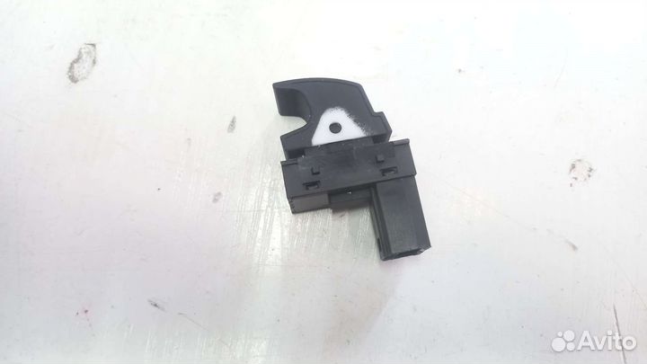 Кнопка стеклоподъемника Volkswagen Passat CC