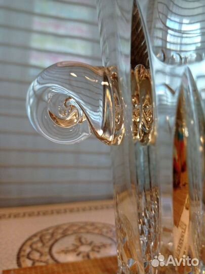 Хрустальная ваза