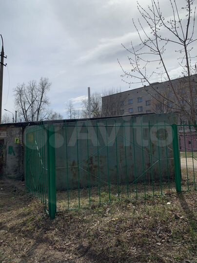 Гараж, > 30 м²