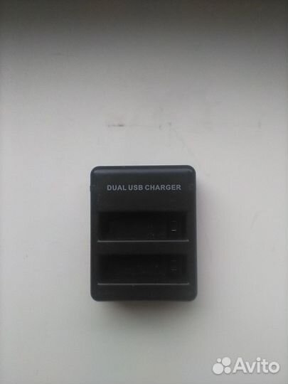 Зарядное устройство для экшен камер go-pro2 amkov
