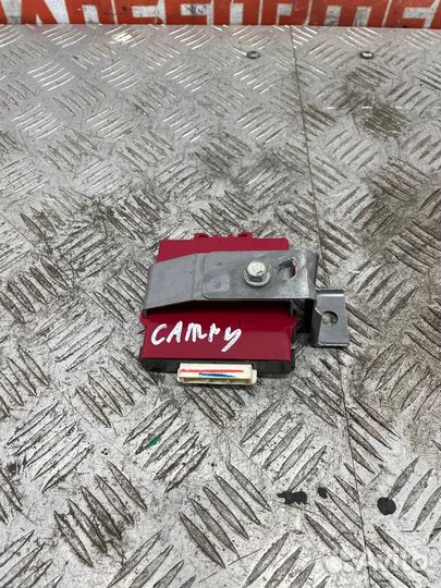 Блок управления парктрониками Тойота Камри XV40
