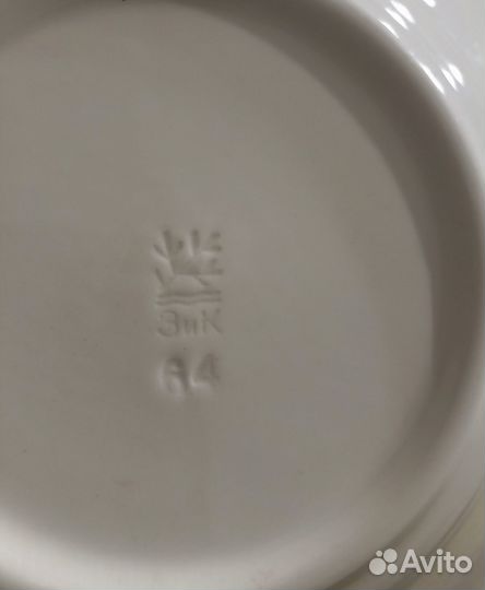 Столовый сервиз, белый с золотом