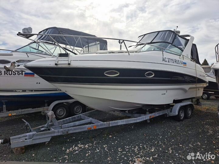 Каютный катер Larson 274 Cabrio