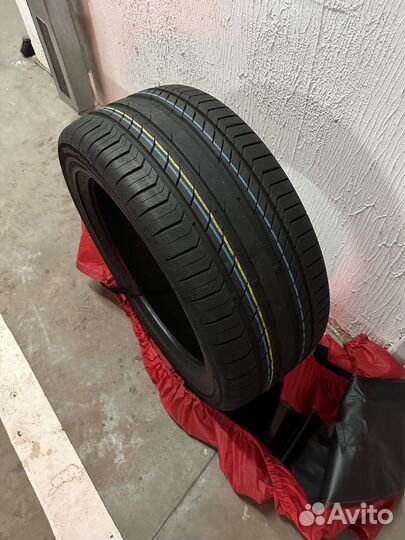 Continental ContiSportContact 5 SUV 275/45 R20