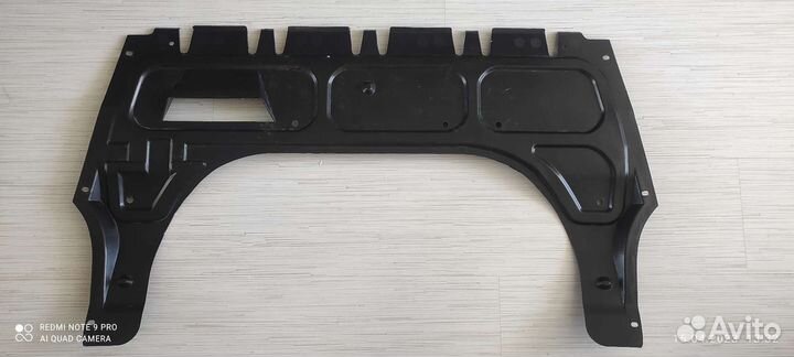 Защитный пыльник двигателя 6R0.825.237.D