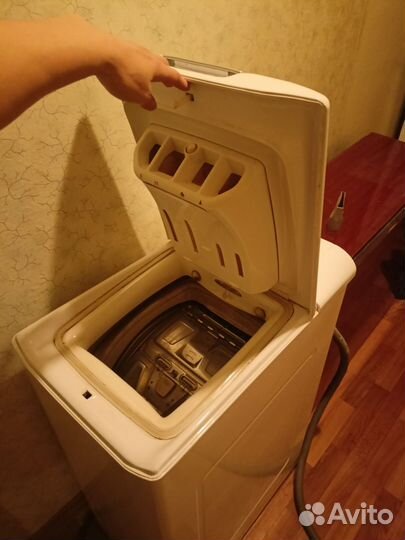 Стиральная машина с вертикальной загрузкой