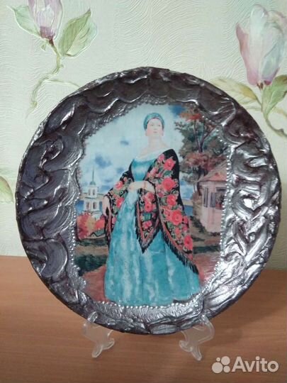 Сувенирные тарелки