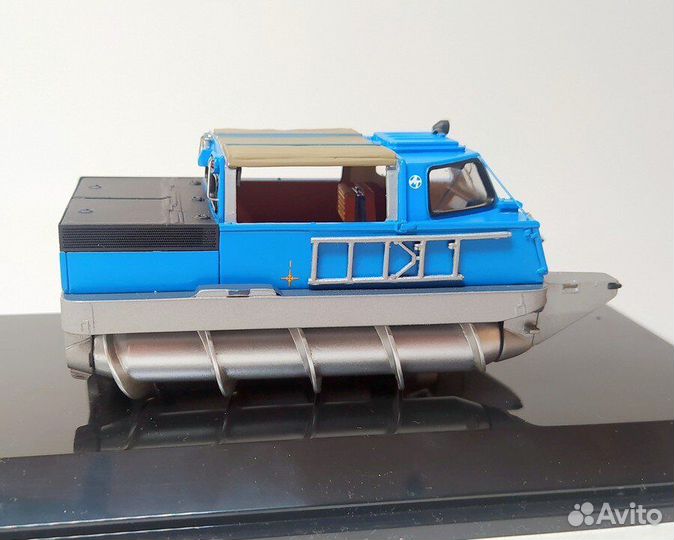 ЗИЛ-29061 шнекороторный снегоболотоход вездеход